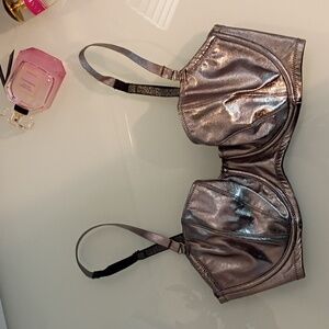 Victoria's Secret Dream Angels Push Up no Padding "Leather" Bra 32DDD